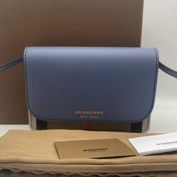 NWT Burberry Grained Calfskin House check Tartan Mix Hampshire WOC - Picture 2 of 7